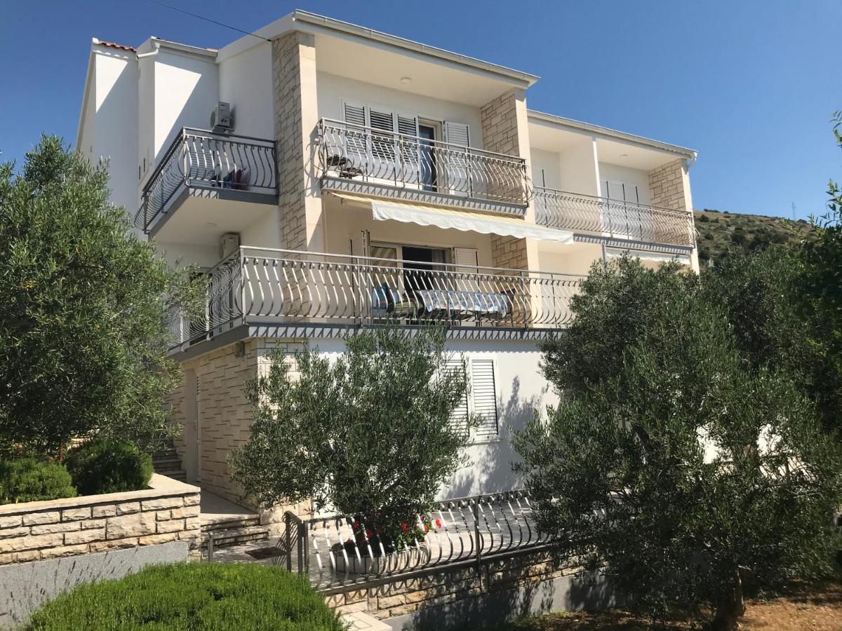 Residence Villa Irena Apartments Trogir Exterior photo