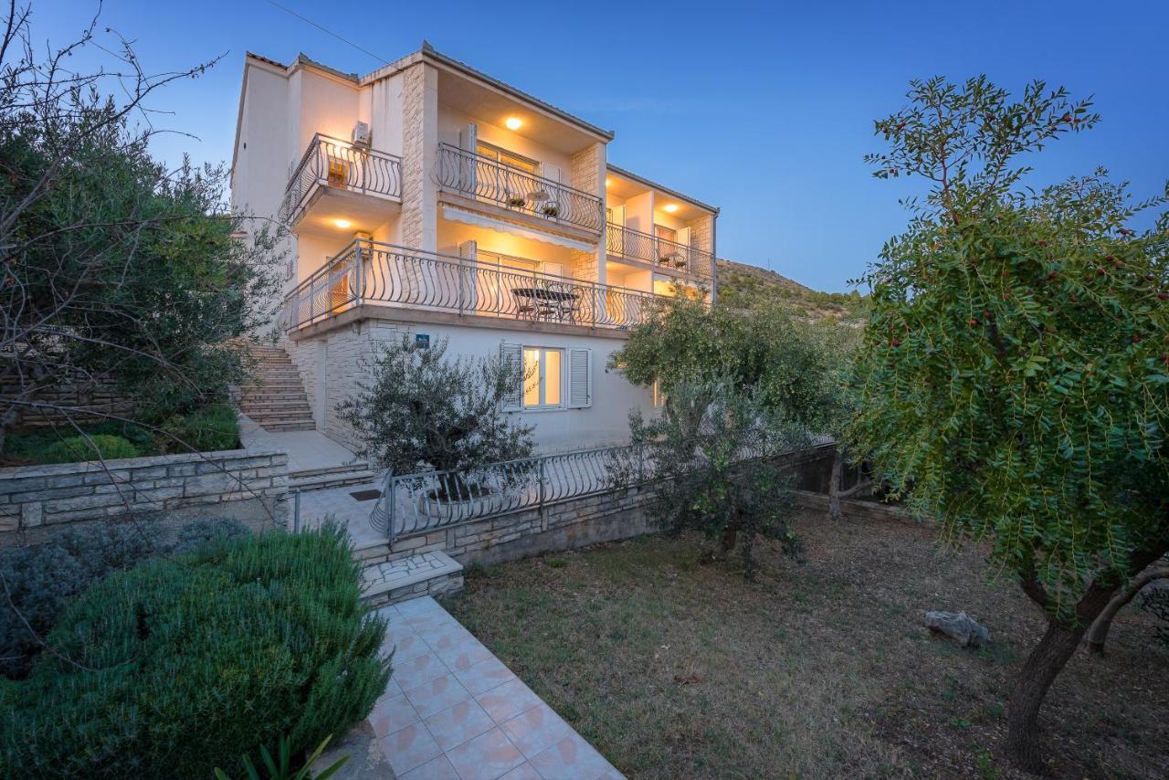 Residence Villa Irena Apartments Trogir Exterior photo