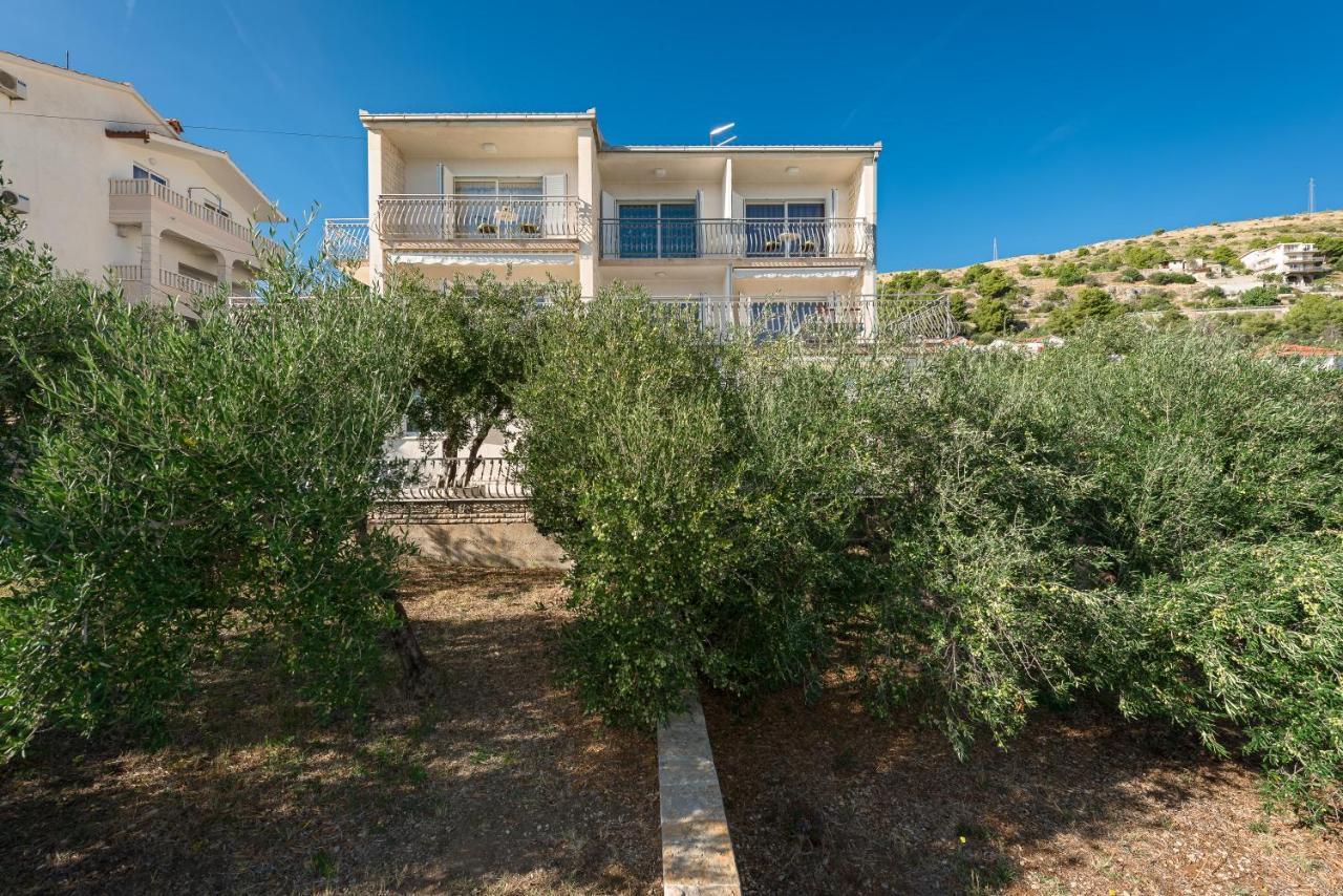 Residence Villa Irena Apartments Trogir Exterior photo