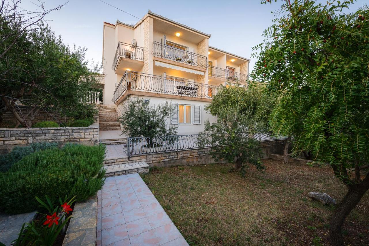 Residence Villa Irena Apartments Trogir Exterior photo